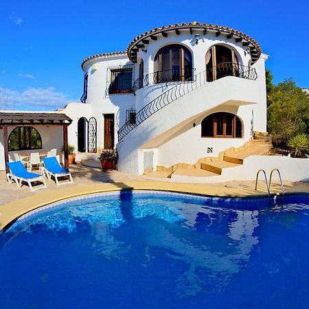 La Madrugada - Luxury Moraira Villa With Sea Views And Private Heated Pool Kültér fotó