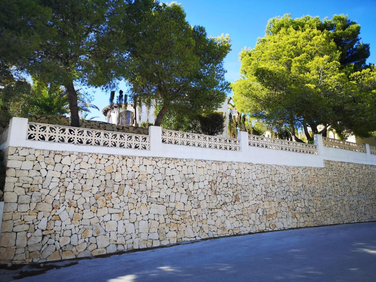 La Madrugada - Luxury Moraira Villa With Sea Views And Private Heated Pool Kültér fotó