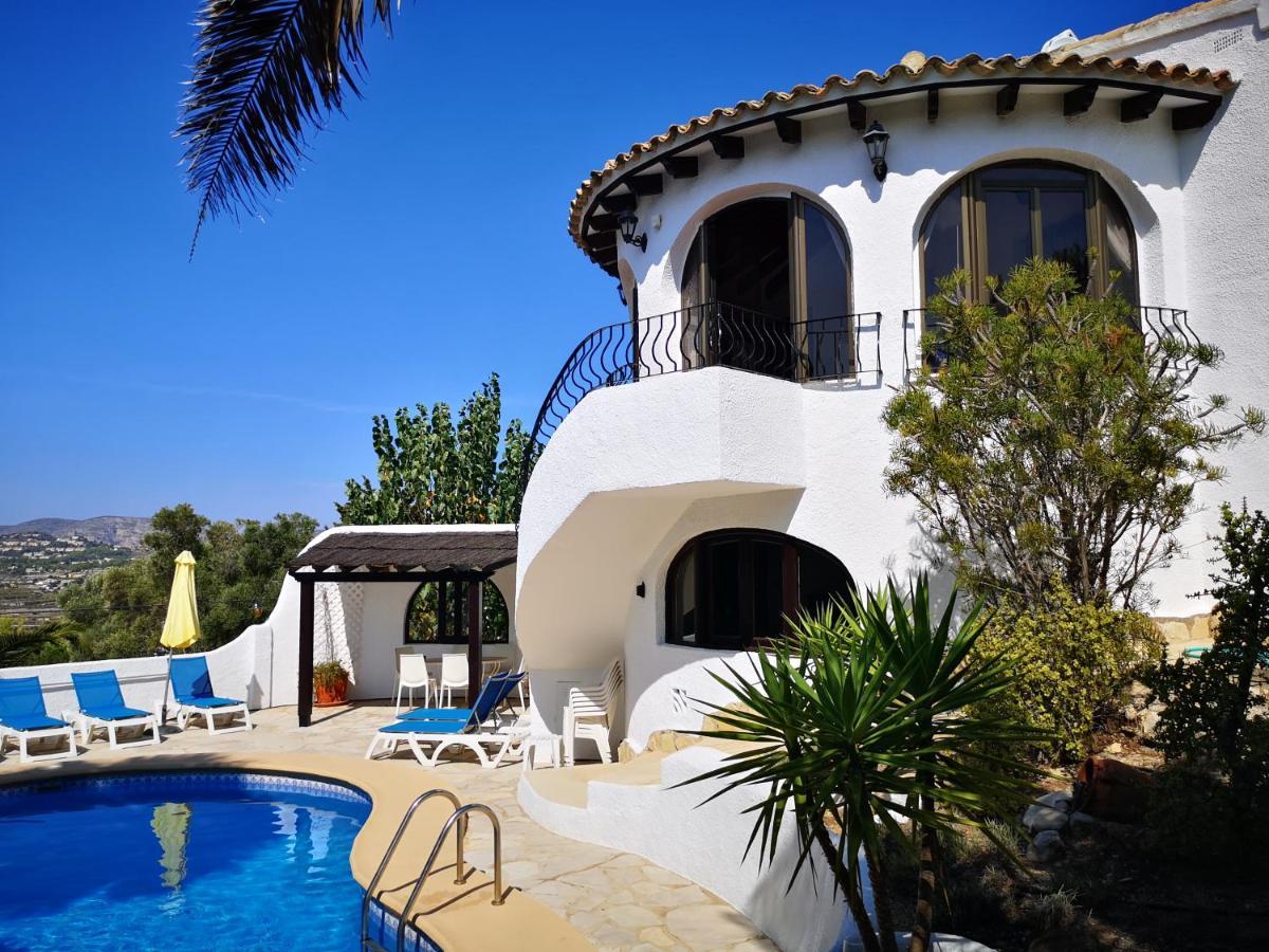 La Madrugada - Luxury Moraira Villa With Sea Views And Private Heated Pool Kültér fotó