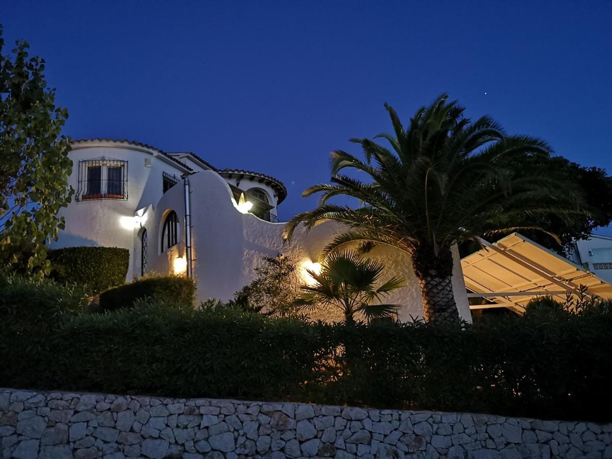 La Madrugada - Luxury Moraira Villa With Sea Views And Private Heated Pool Kültér fotó