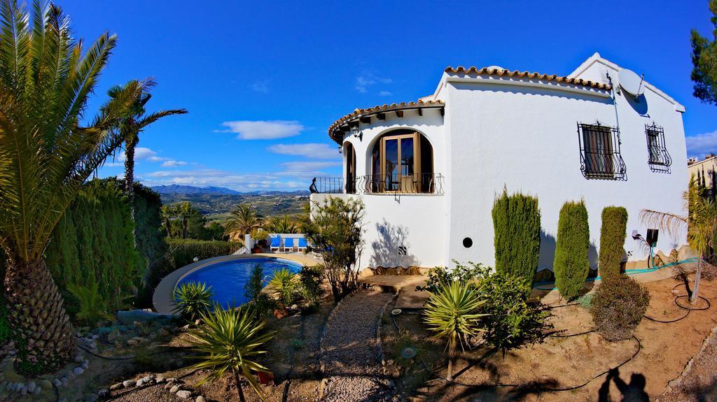 La Madrugada - Luxury Moraira Villa With Sea Views And Private Heated Pool Kültér fotó