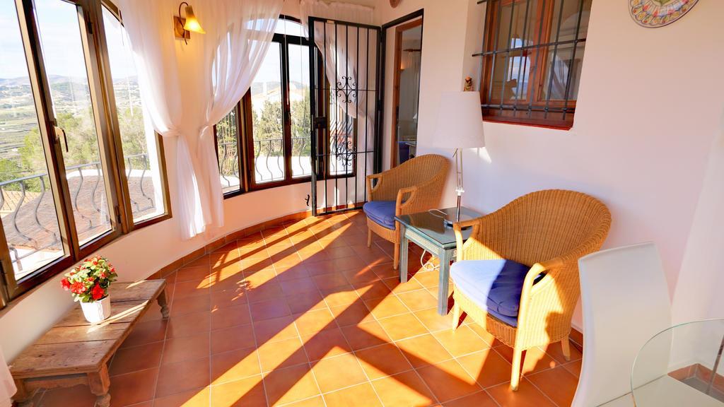 La Madrugada - Luxury Moraira Villa With Sea Views And Private Heated Pool Kültér fotó